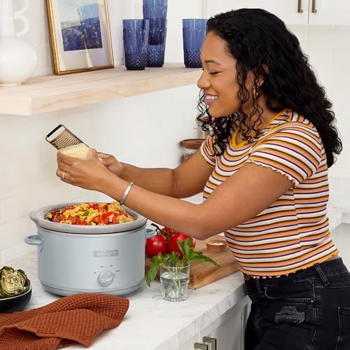 Crock-Pot 4.5 Quart Manual Slow Cooker – Macaroon Blue G1UK